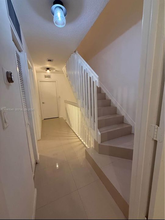 В аренду: $2,800 (3 спален, 2 ванн, 1182 Квадратных фут)