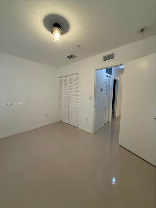 В аренду: $2,800 (3 спален, 2 ванн, 1182 Квадратных фут)