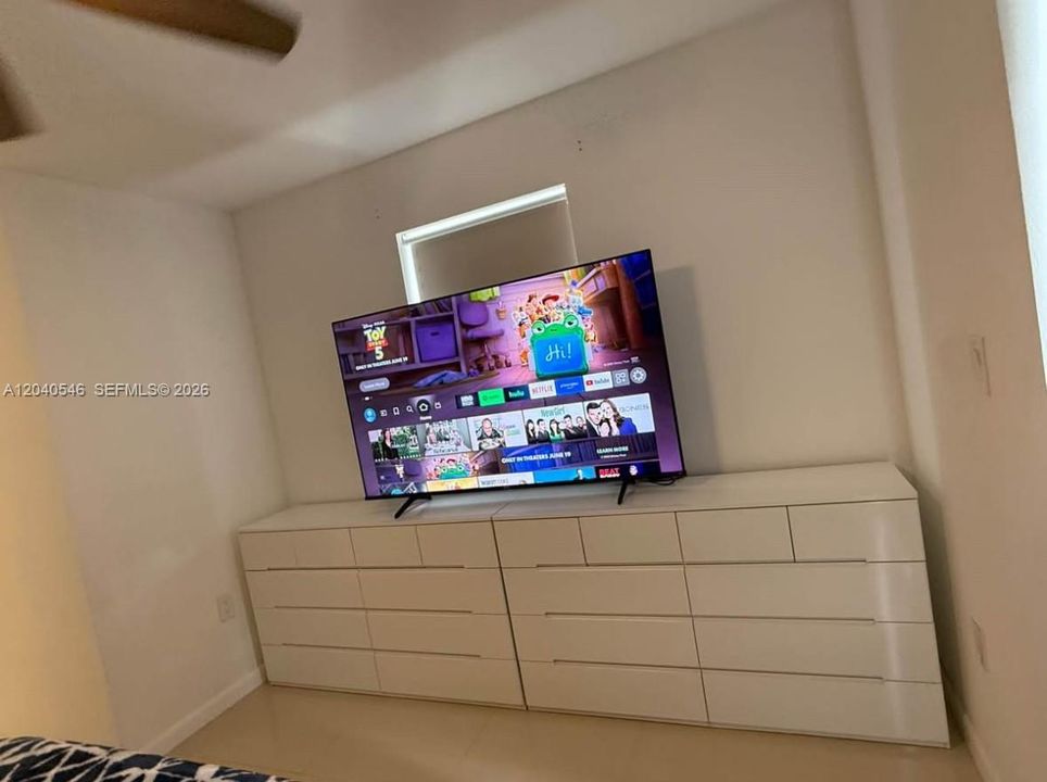 В аренду: $2,800 (3 спален, 2 ванн, 1182 Квадратных фут)