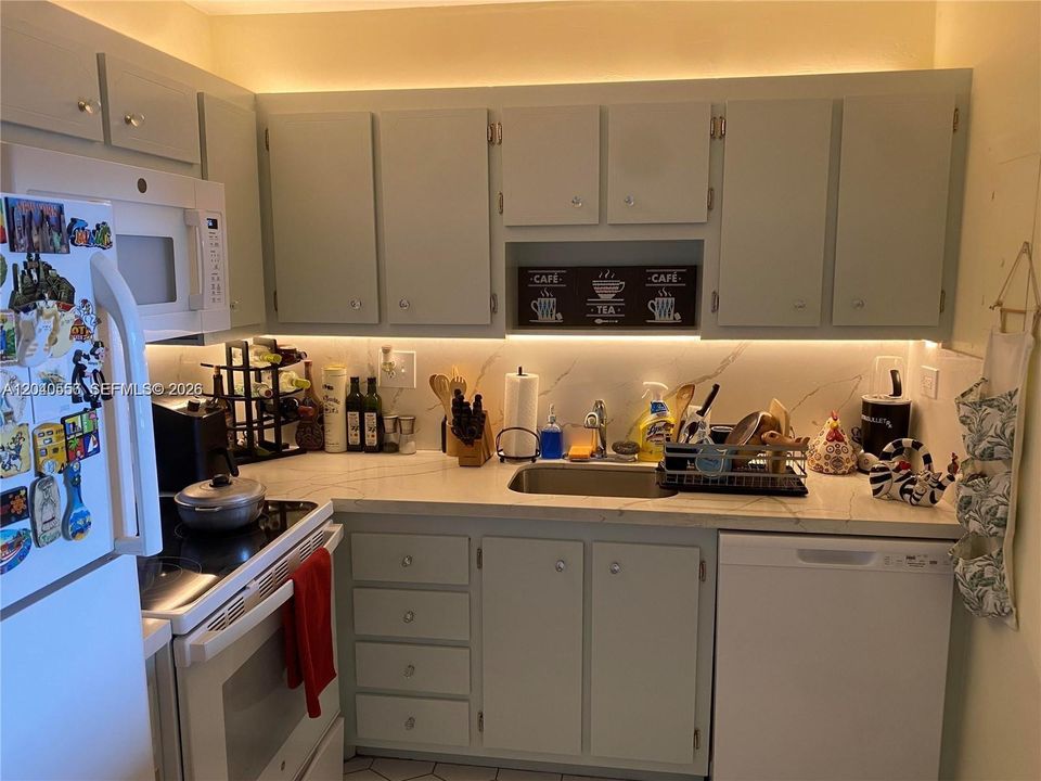 En Venta: $138,000 (1 camas, 1 baños, 750 Pies cuadrados)