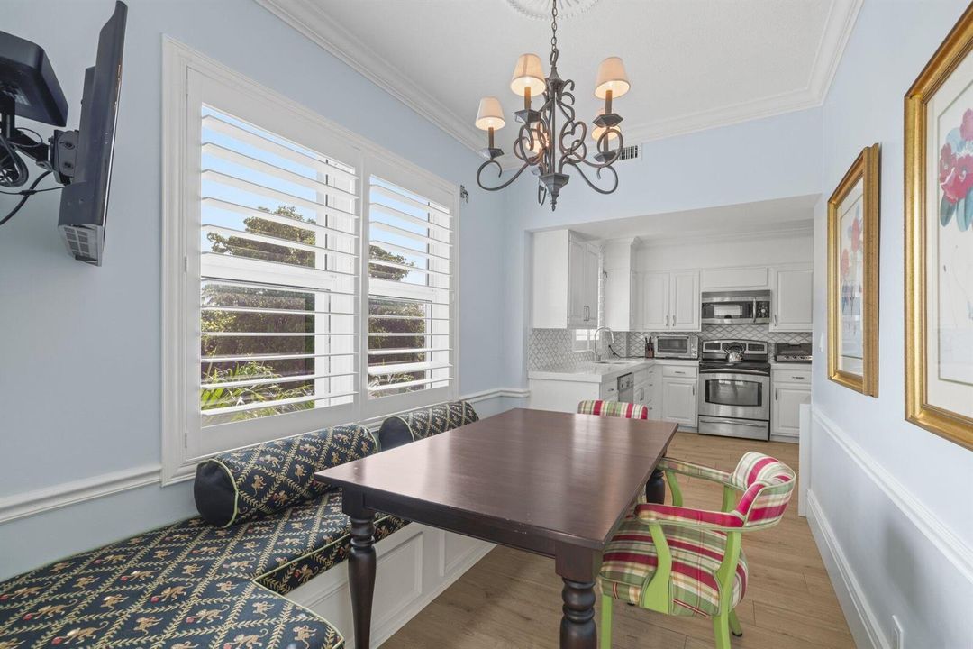 Breakfast Nook