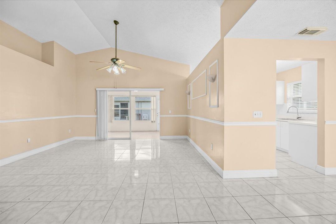 Fort Pierce, FL House – Living Area