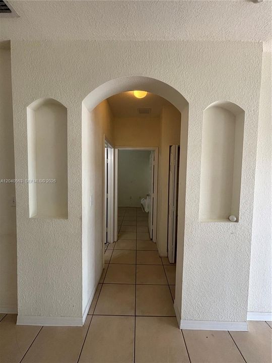 На продажу: $445,000 (3 спален, 2 ванн, 1252 Квадратных фут)