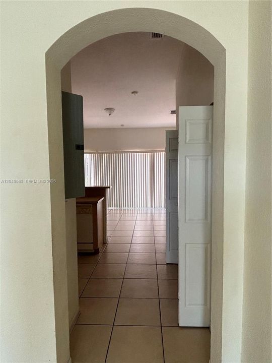 На продажу: $445,000 (3 спален, 2 ванн, 1252 Квадратных фут)