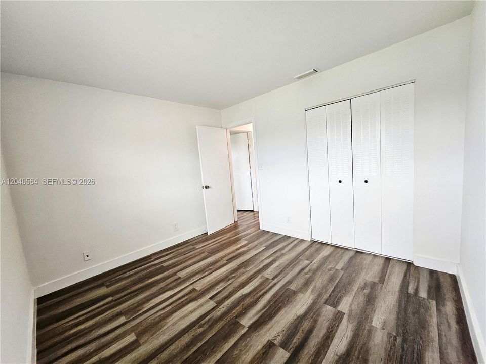 For Rent: $1,800 (2 beds, 1 baths, 609 Square Feet)