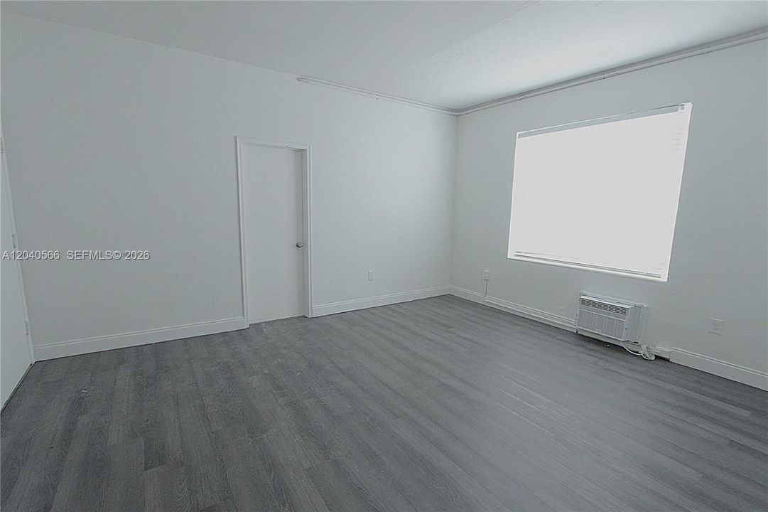В аренду: $1,700 (0 спален, 1 ванн, 0 Квадратных фут)