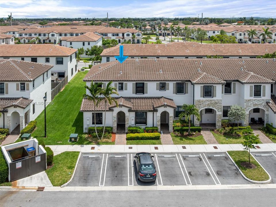 На продажу: $375,000 (3 спален, 3 ванн, 1328 Квадратных фут)