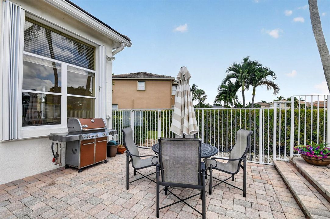 Patio 4