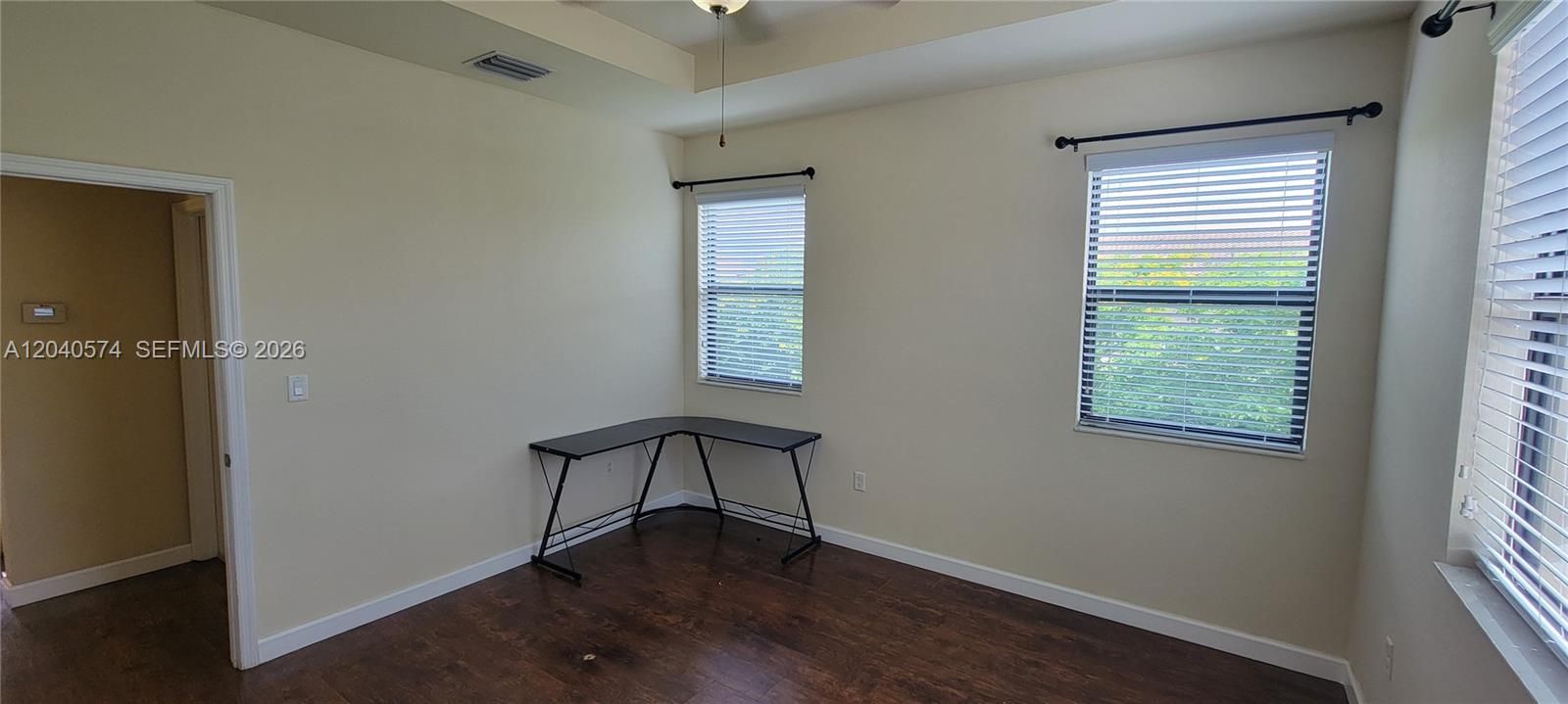 For Rent: $2,990 (3 beds, 2 baths, 1545 Square Feet)