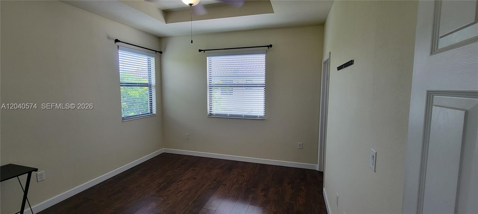 For Rent: $2,990 (3 beds, 2 baths, 1545 Square Feet)