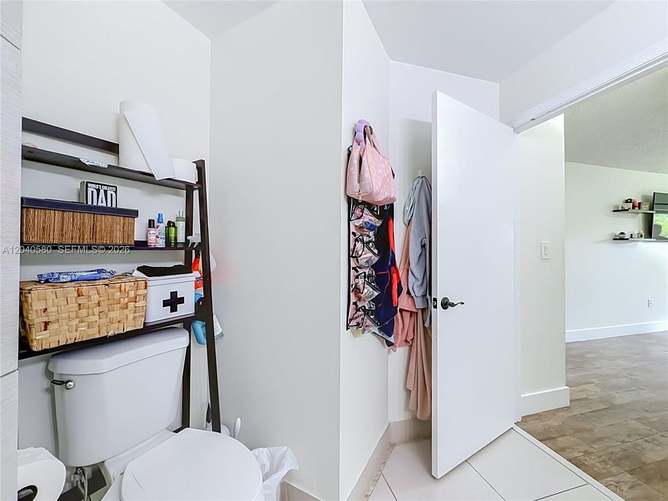 Activo con contrato: $650,000 (3 camas, 2 baños, 1577 Pies cuadrados)