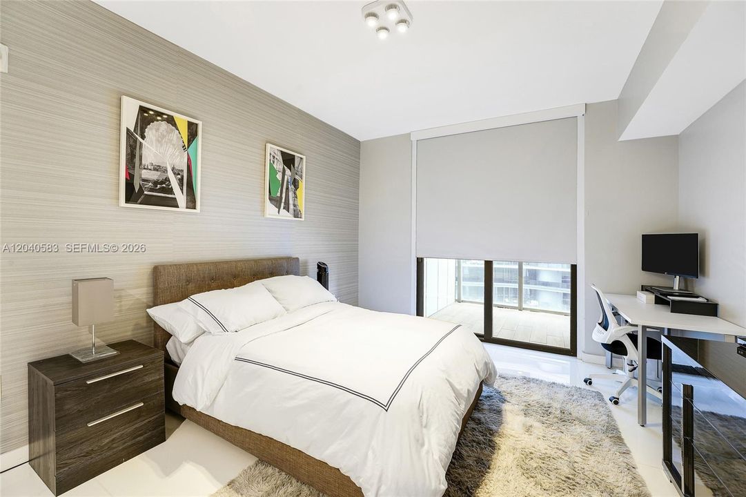 For Rent: $5,900 (2 beds, 2 baths, 970 Square Feet)