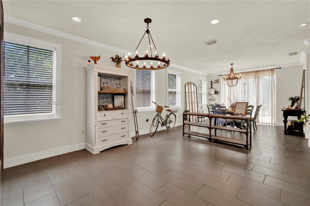 For Rent: $4,750 (5 beds, 4 baths, 2959 Square Feet)