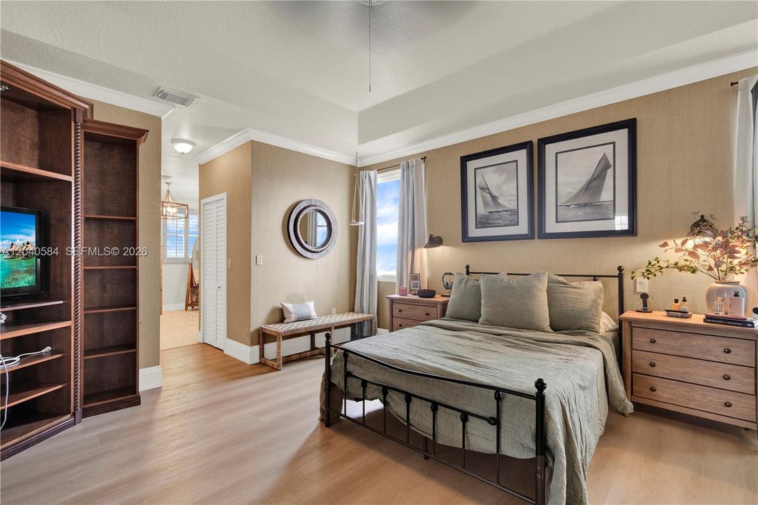For Rent: $4,750 (5 beds, 4 baths, 2959 Square Feet)
