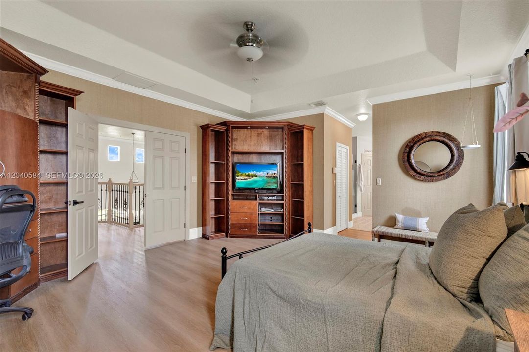 For Rent: $4,750 (5 beds, 4 baths, 2959 Square Feet)