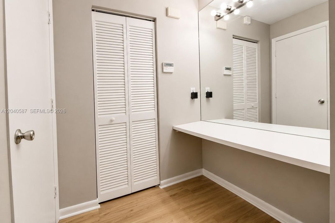 En Venta: $369,999 (2 camas, 2 baños, 1457 Pies cuadrados)