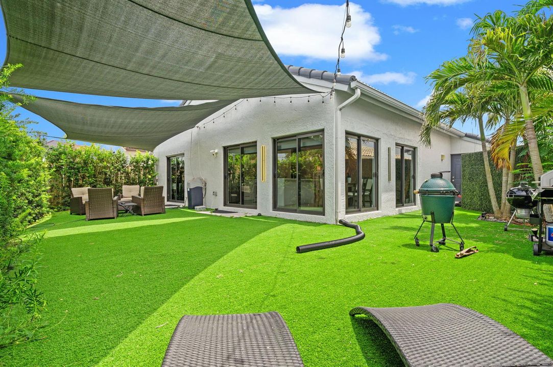 12-web-or-mls-15121-s-waterford-dr