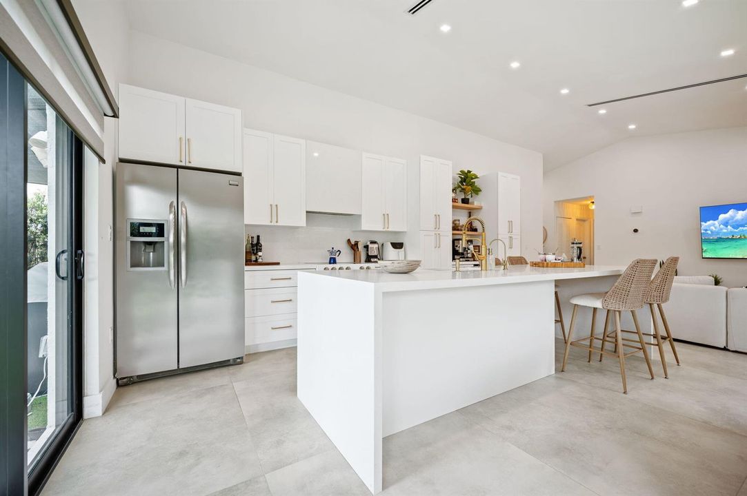 3-web-or-mls-15121-s-waterford-dr