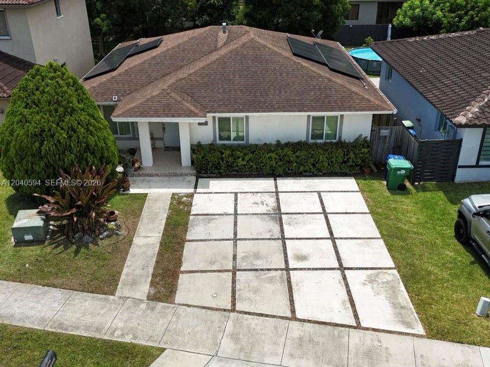 На продажу: $545,000 (4 спален, 2 ванн, 1530 Квадратных фут)