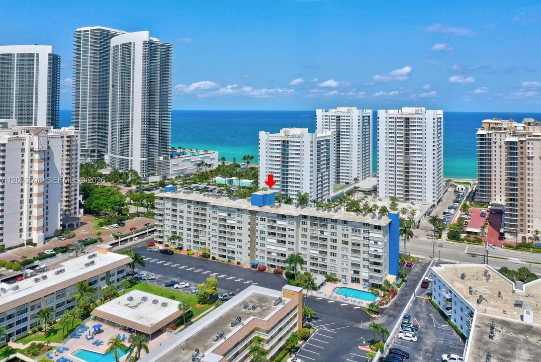 В аренду: $1,800 (1 спален, 1 ванн, 817 Квадратных фут)