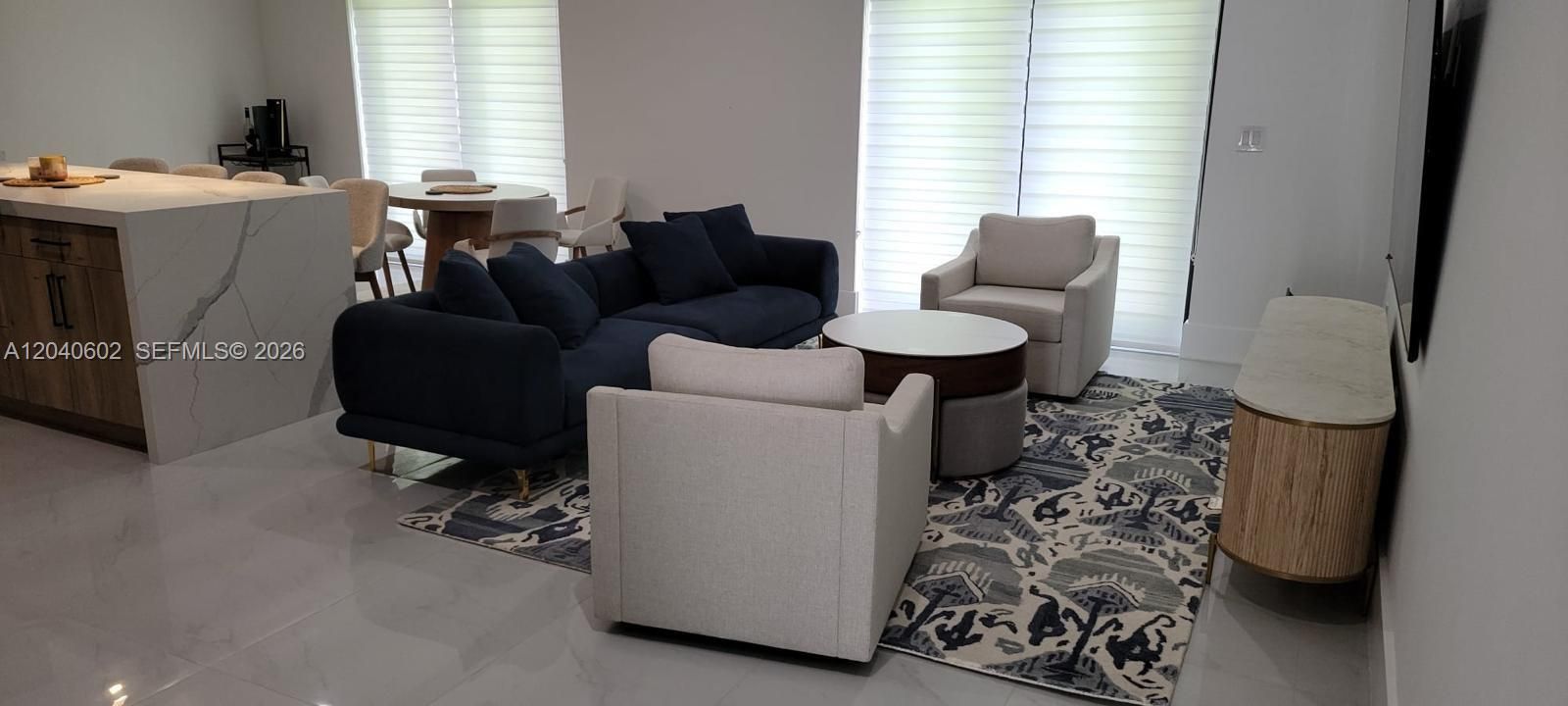 For Rent: $12,000 (5 beds, 3 baths, 2008 Square Feet)