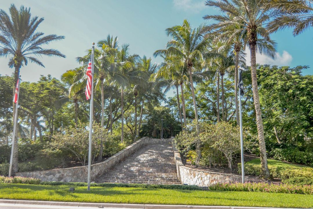 4676 Manderly Dr Wellington FL-large-001