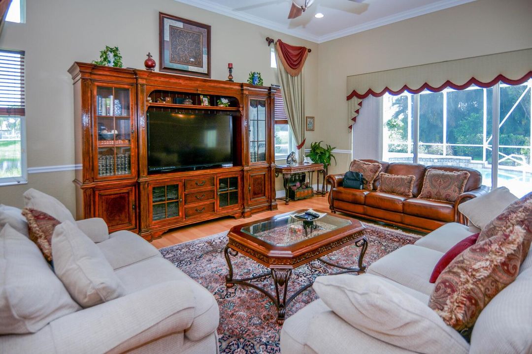 4676 Manderly Dr Wellington FL-large-017
