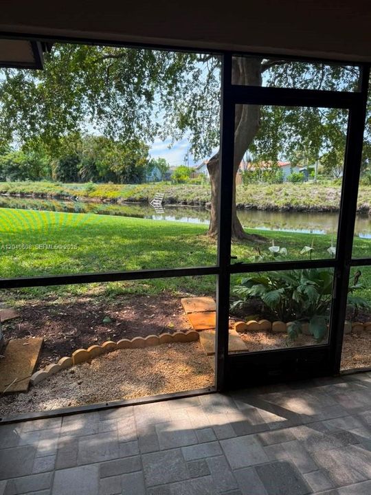 For Rent: $3,100 (3 beds, 3 baths, 1318 Square Feet)