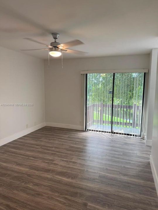 For Rent: $3,100 (3 beds, 3 baths, 1318 Square Feet)