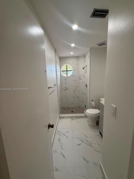 For Rent: $3,100 (3 beds, 3 baths, 1318 Square Feet)
