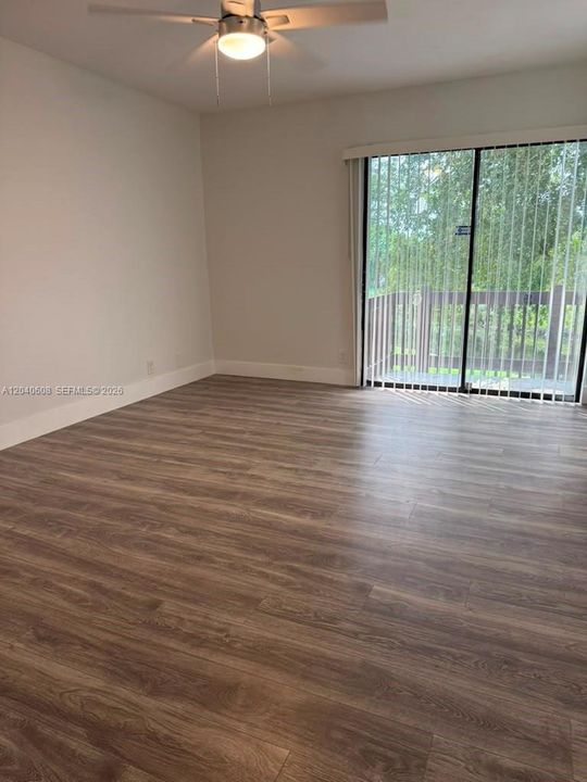 For Rent: $3,100 (3 beds, 3 baths, 1318 Square Feet)
