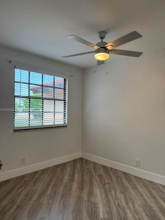 For Rent: $3,100 (3 beds, 3 baths, 1318 Square Feet)