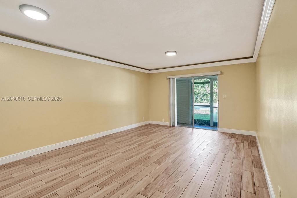 For Rent: $2,100 (2 beds, 2 baths, 1085 Square Feet)