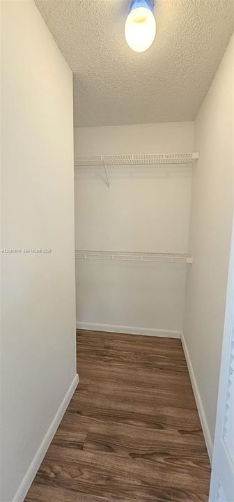 Под контрактом: $285,000 (3 спален, 2 ванн, 1510 Квадратных фут)