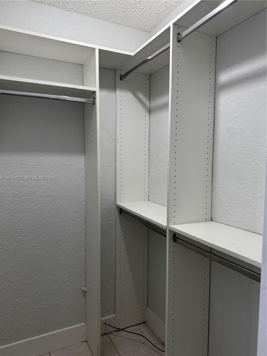 En Venta: $129,750 (1 camas, 2 baños, 693 Pies cuadrados)