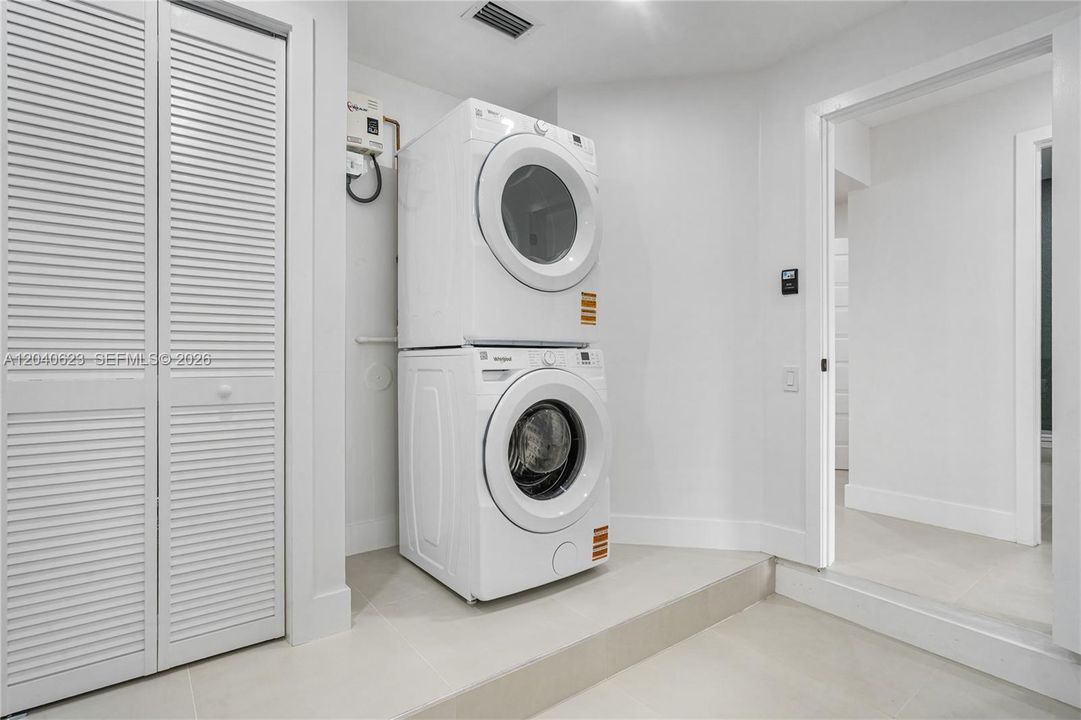 For Sale: $399,000 (2 beds, 2 baths, 0 Square Feet)