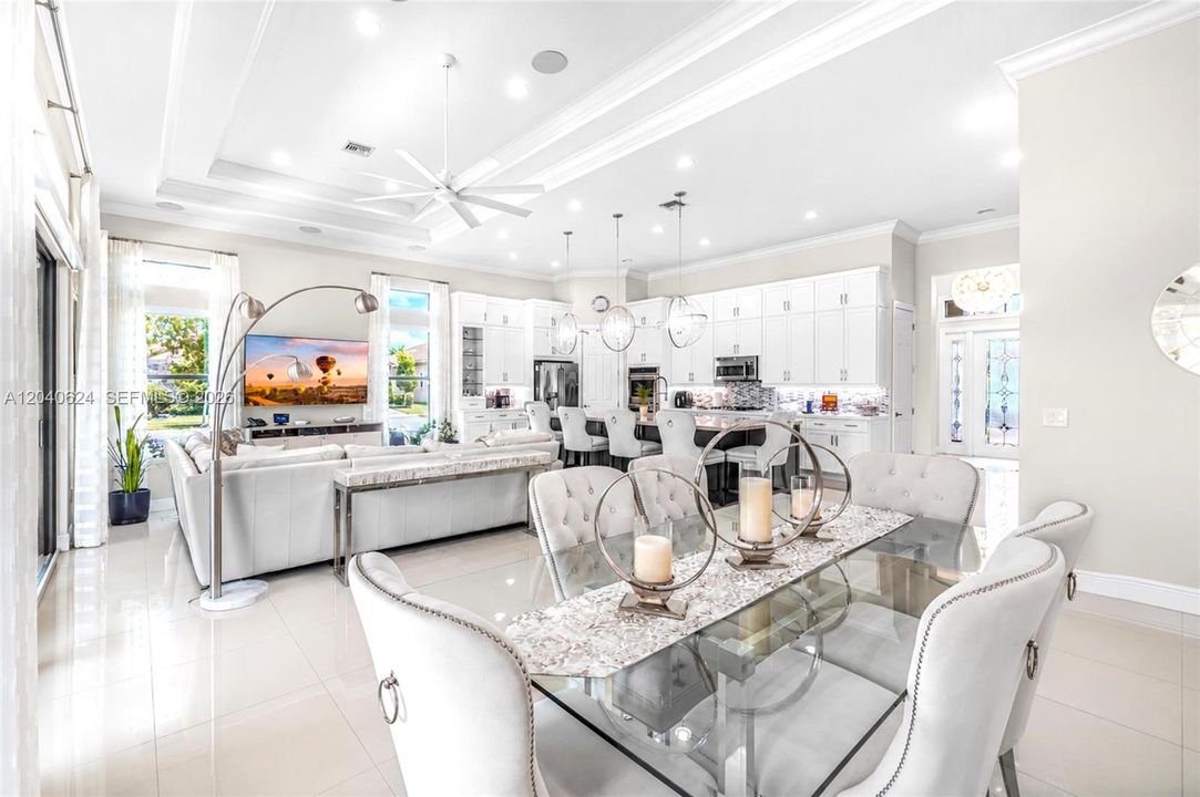 For Sale: $1,070,000 (2 beds, 3 baths, 2531 Square Feet)