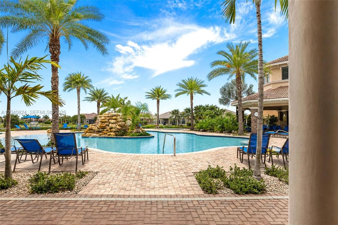 For Sale: $1,070,000 (2 beds, 3 baths, 2531 Square Feet)
