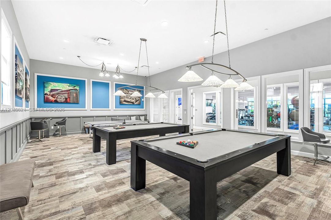 For Sale: $1,070,000 (2 beds, 3 baths, 2531 Square Feet)