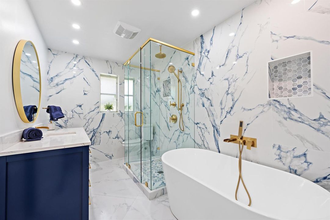 2nd bathroom