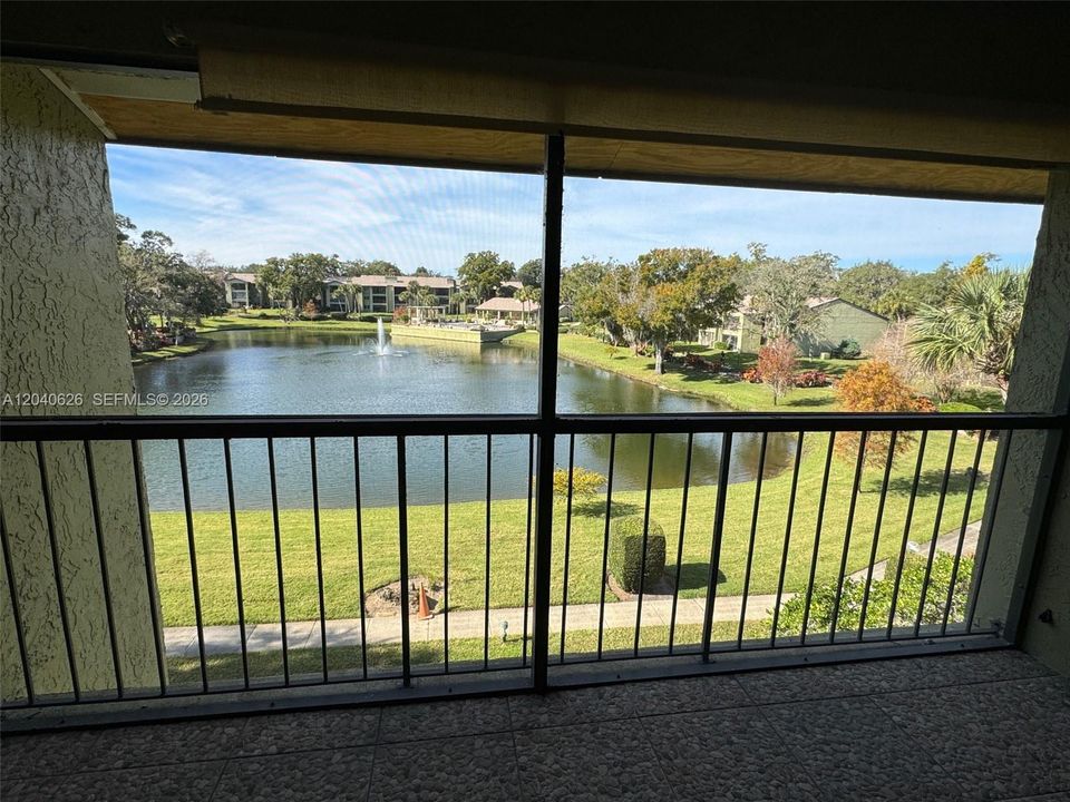 For Rent: $2,000 (2 beds, 2 baths, 1341 Square Feet)