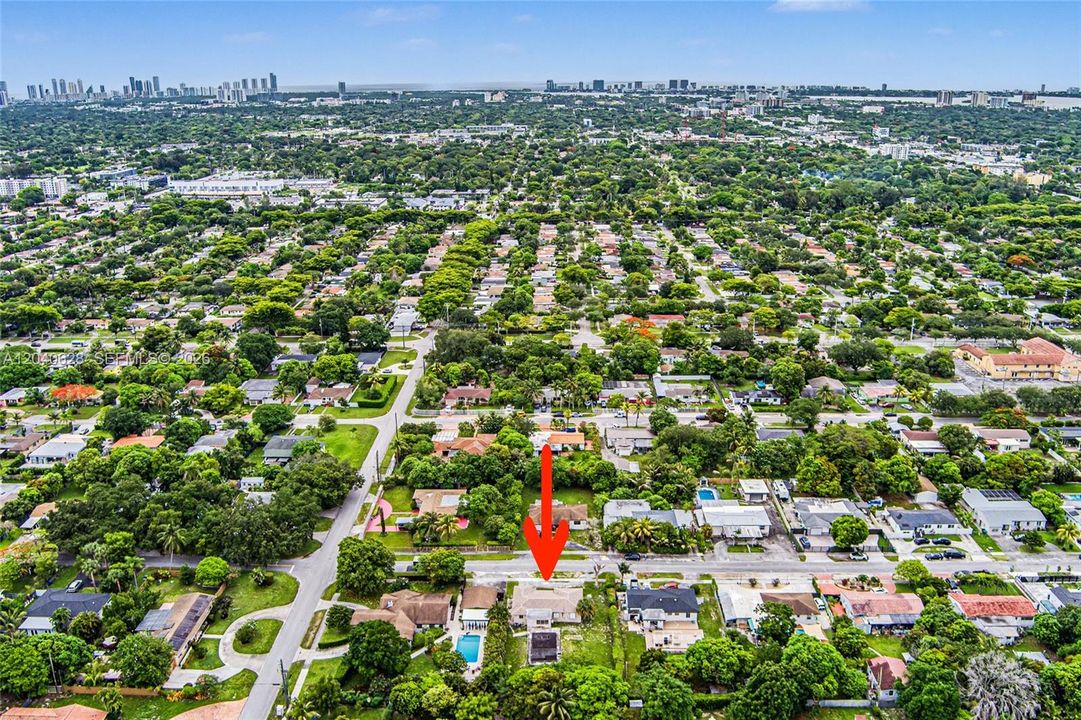 For Rent: $3,300 (3 beds, 2 baths, 1173 Square Feet)