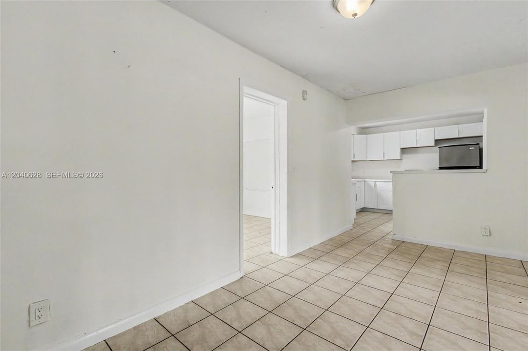 For Rent: $3,300 (3 beds, 2 baths, 1173 Square Feet)
