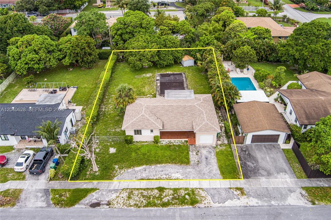 For Rent: $3,300 (3 beds, 2 baths, 1173 Square Feet)