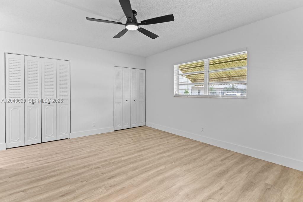 For Sale: $225,000 (2 beds, 2 baths, 1144 Square Feet)