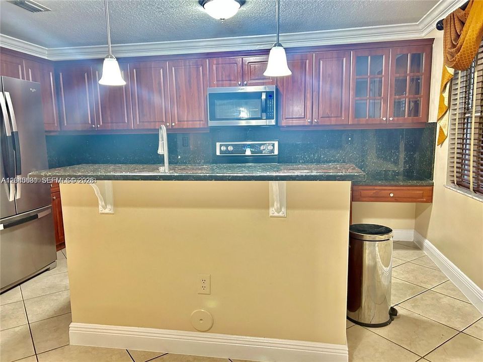En Renta: $3,150 (3 camas, 2 baños, 1704 Pies cuadrados)