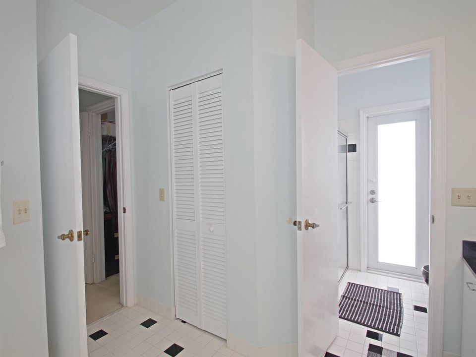 030-013-Primary Bathroom 3-2048x1536