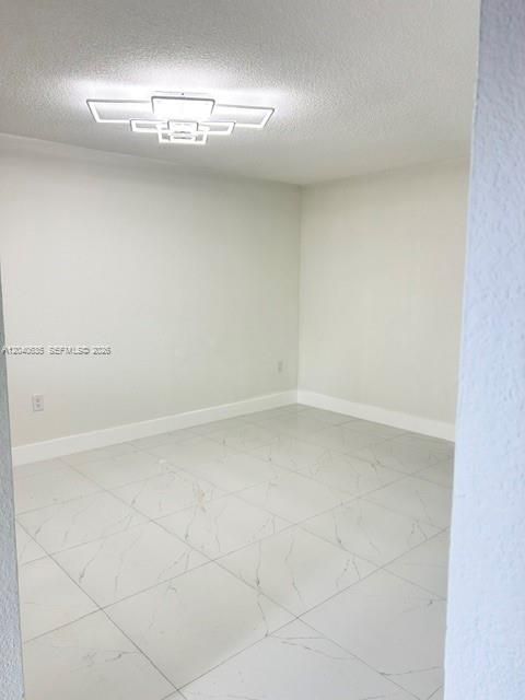 В аренду: $1,800 (1 спален, 1 ванн, 730 Квадратных фут)