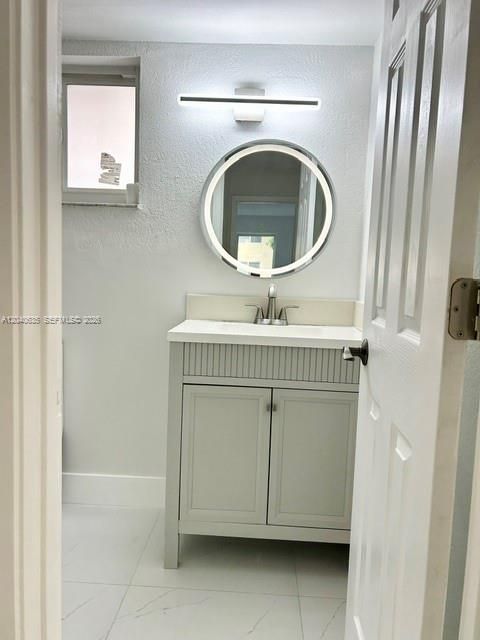 В аренду: $1,800 (1 спален, 1 ванн, 730 Квадратных фут)