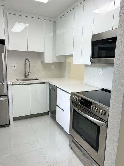 В аренду: $1,800 (1 спален, 1 ванн, 730 Квадратных фут)